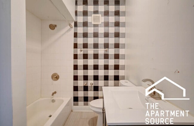 Building Photo - 3121 S Morgan St