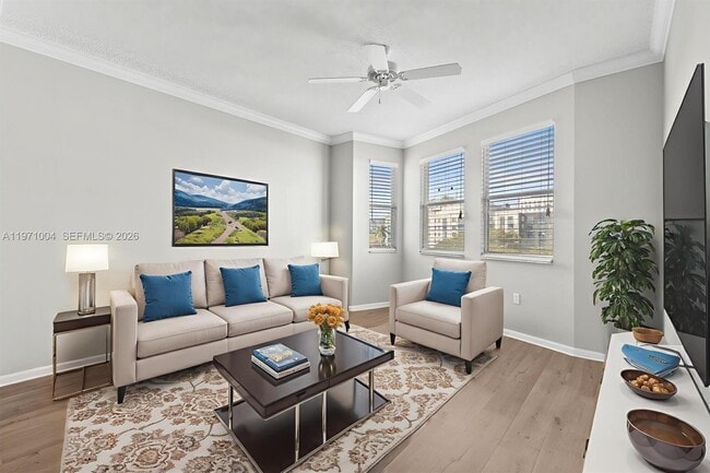 Building Photo - 533 NE 3rd Ave