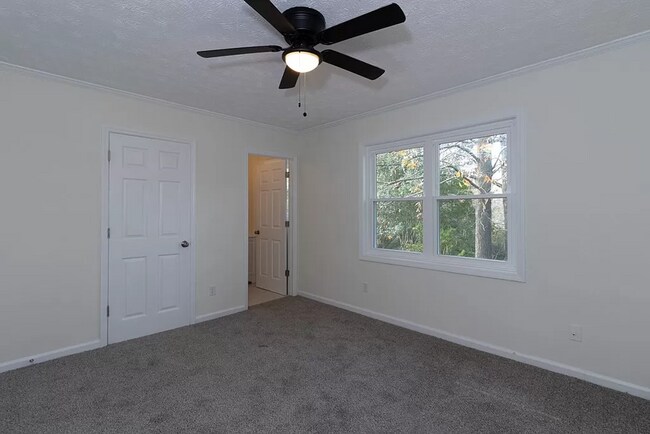 Building Photo - CUTE COZY HOME READY FOR RENT FROM MAY 10TH!