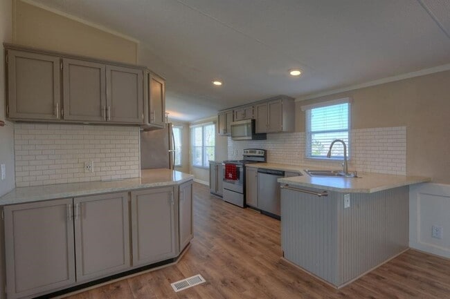 Building Photo - 4874 FM1374