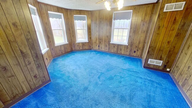 Building Photo - Cozy Single-Family Farmhouse with Rustic Character