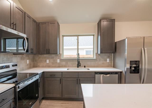 Building Photo - 13565 Bonanza Cir
