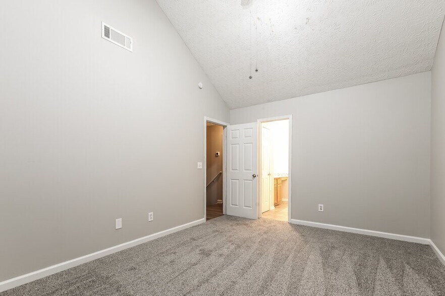 Building Photo - 6315 Topaz Trail