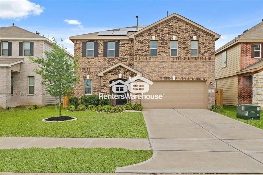 Primary Photo - 4826 Hickory Deer Ln