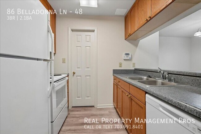 Building Photo - 86 Belladonna Ln