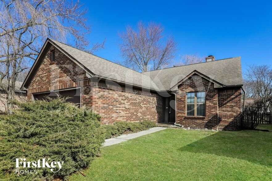 Building Photo - 1651 Parkthorne Dr