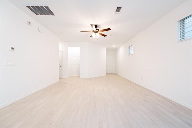 Building Photo - 10411 Harmon Smith Dr.