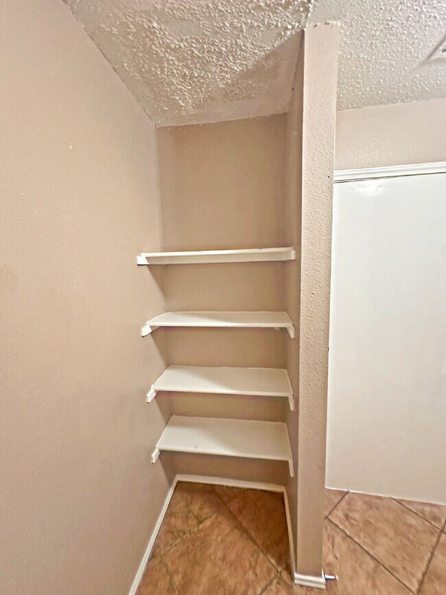 Building Photo - 6154 Ashley Spring