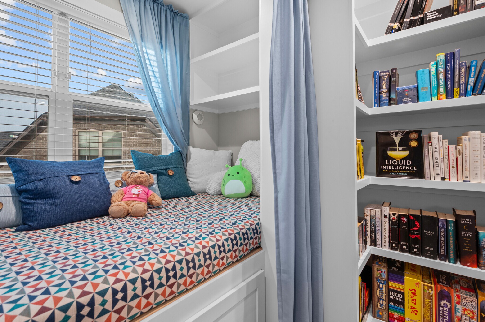 Building Photo - 1136 Secretariat Dr