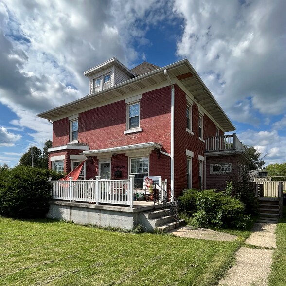 Primary Photo - 1403 9th St