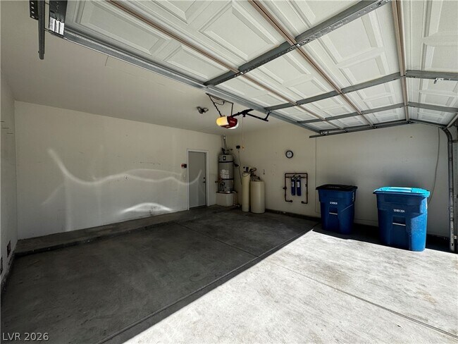 Building Photo - 7232 Deer View Ct