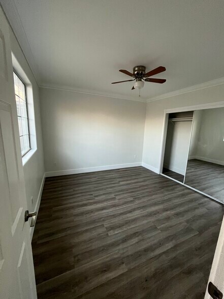 Building Photo - 2813 N Santa Fe Ave