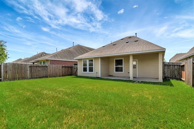 Building Photo - 21634 Rainfall Park Dr