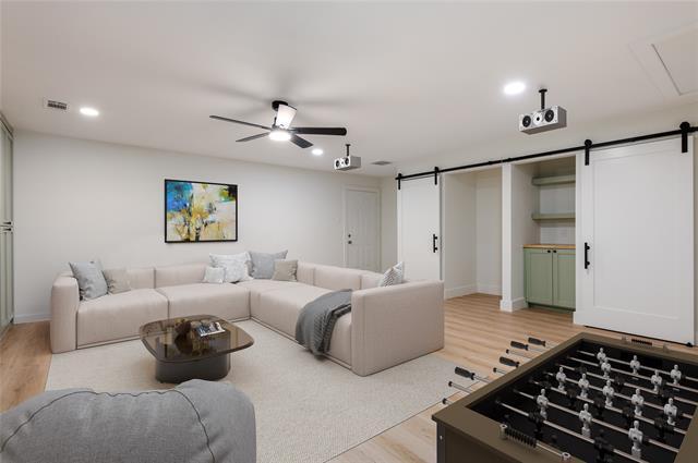 Building Photo - 7741 La Avenida Dr
