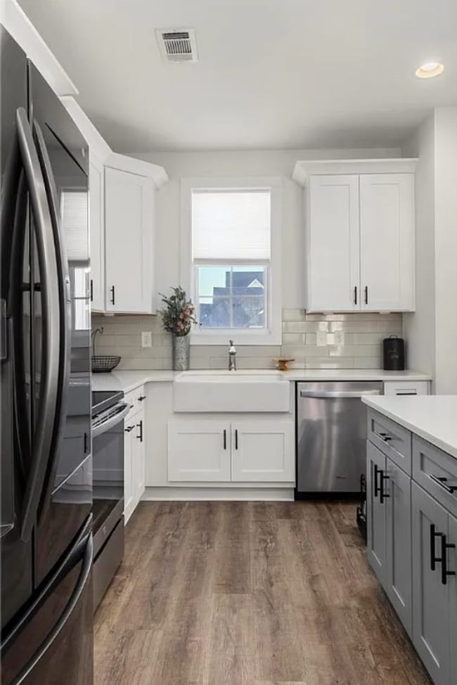 Building Photo - Fox Run Village Rental