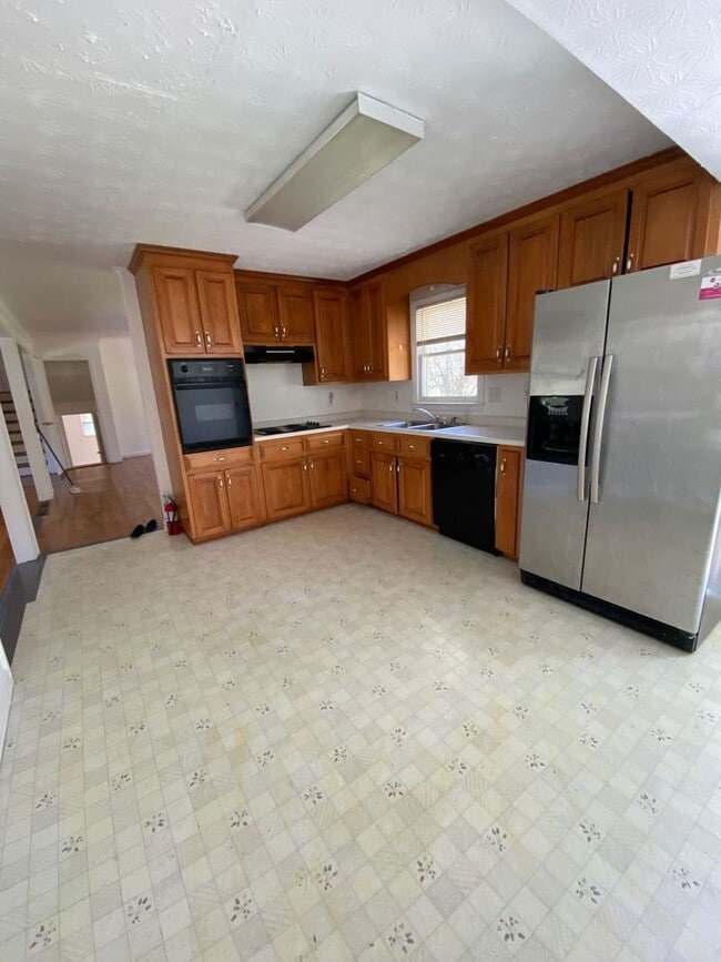 Building Photo - 4 Bedroom Home in Norcross  --Coming Soon!!!!