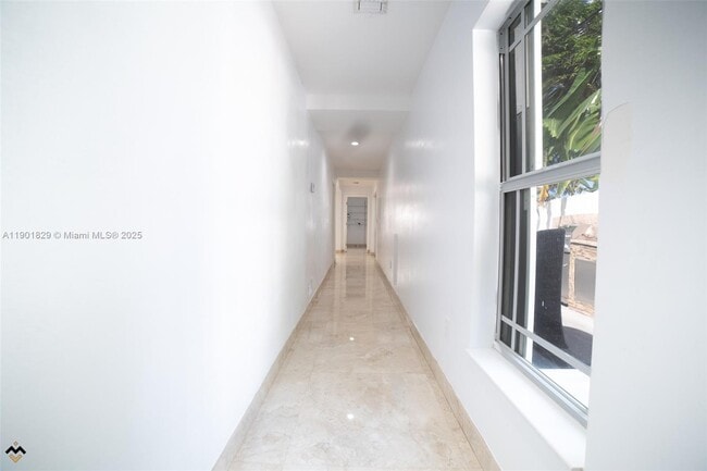 Building Photo - 12615 E Randall Park Dr