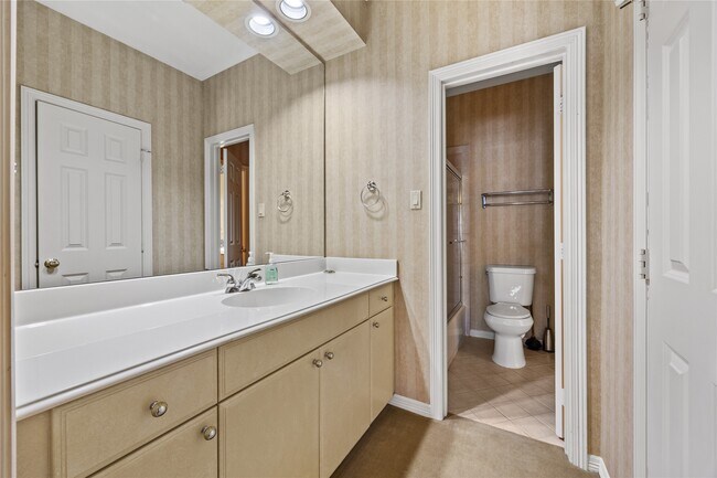 Building Photo - 42 Milan Estates