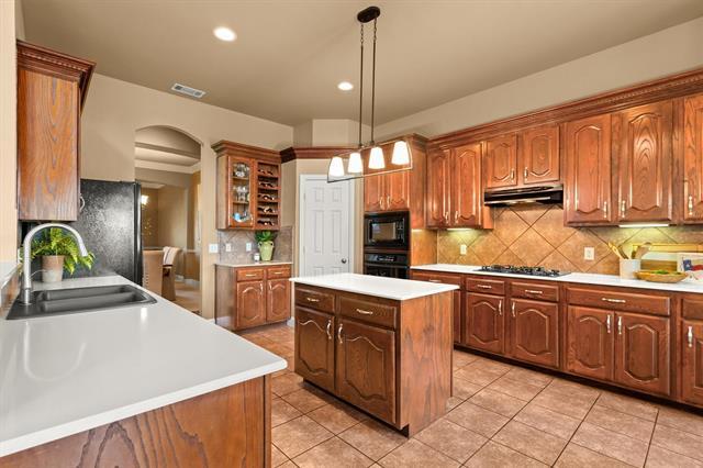 Building Photo - 6032 Sterling Dr