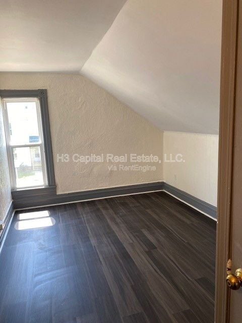 Building Photo - 207 S 16th St