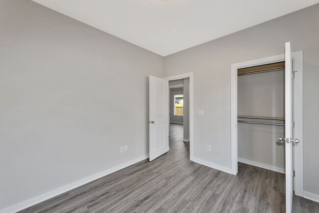 Building Photo - 13432 Haskell Ct
