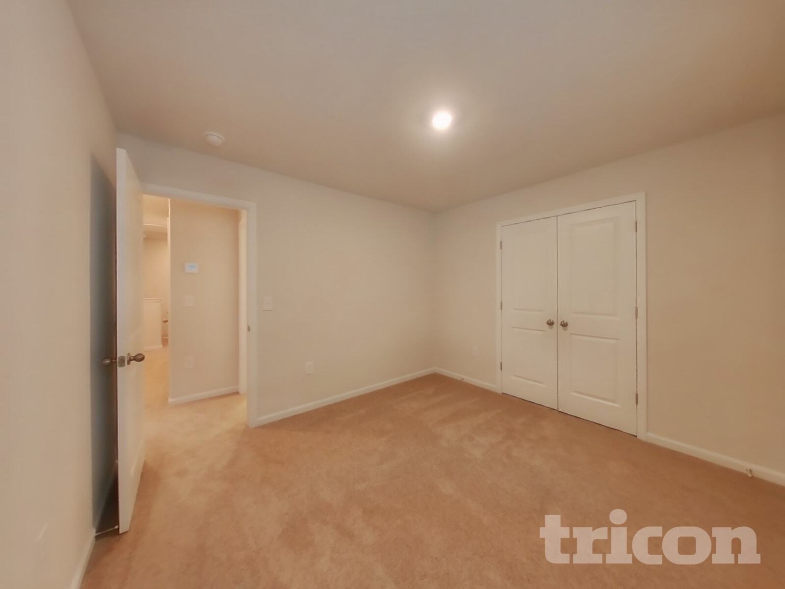 Building Photo - 727 Hawley St