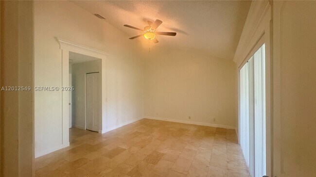 Building Photo - 759 NW 161st Ave