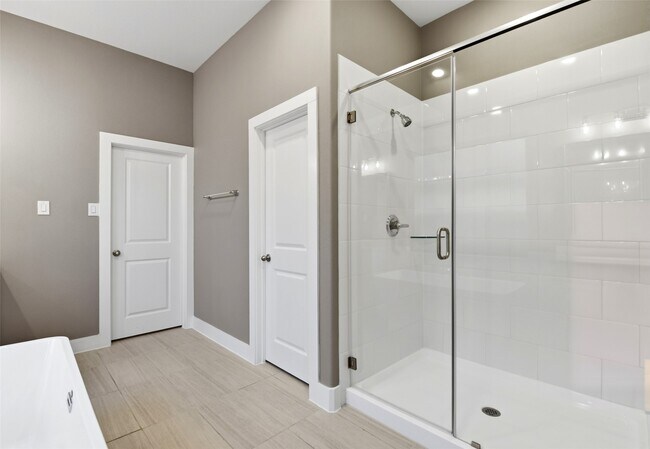 Building Photo - 808-808 Marisol Bay Dr