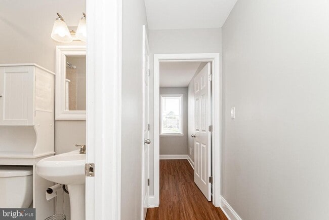 Building Photo - 1107 N Collington Ave
