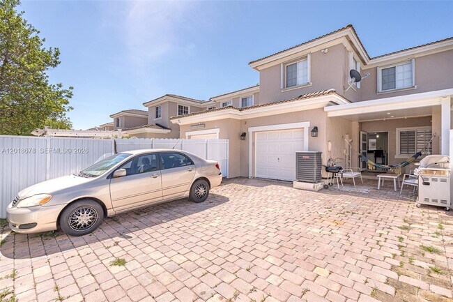 Building Photo - 14267 SW 272nd Ln