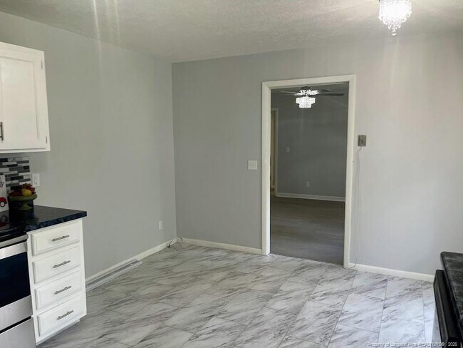 Building Photo - 1366 Worstead Dr