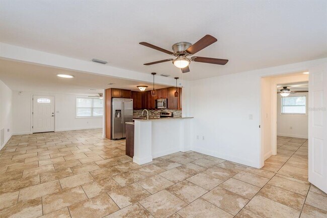 Building Photo - 4233 Belle Isle Ct