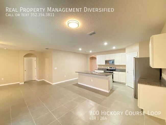 Building Photo - 700 Hickory Course Loop