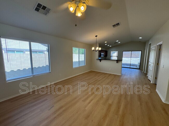 Building Photo - 12746 W Desert Mirage Dr
