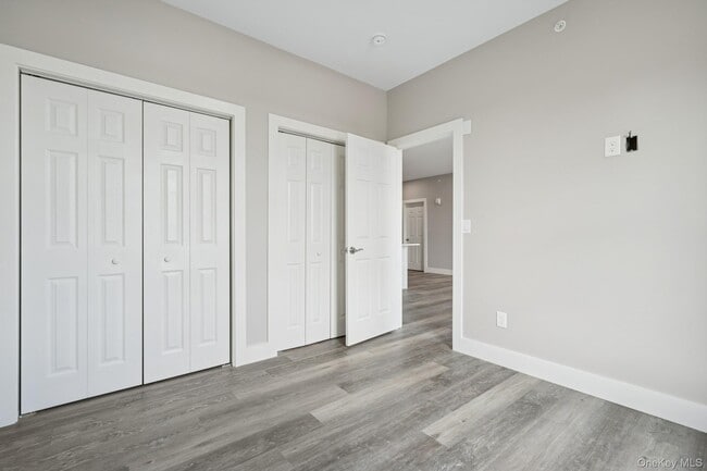 Building Photo - 153 Greenwich Ave