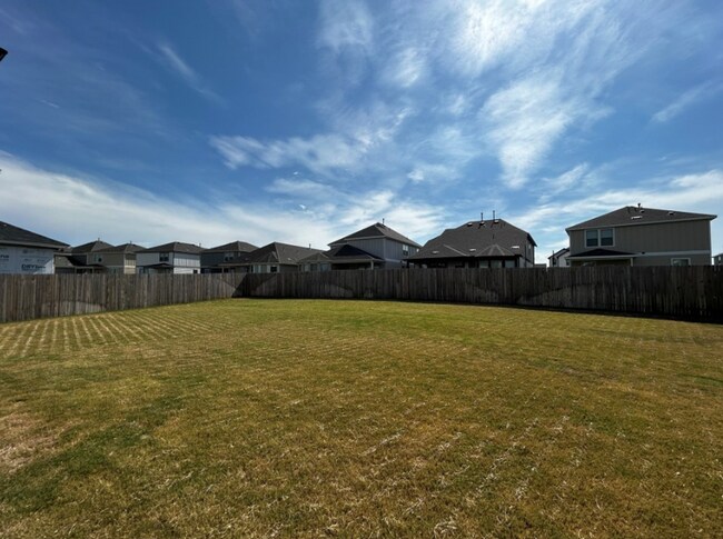Building Photo - Coming Soon!  4 BR/3BA | Single Family Home | 1-Car Covered Parking | In Liberty Hill!