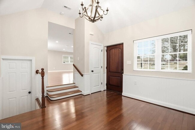 Building Photo - 8875 Carrollton Ave