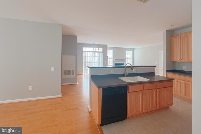 Building Photo - 4191 Lochleven Tr