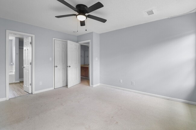 Building Photo - 934 Hedge Apple Dr