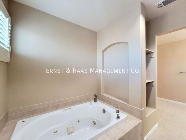 Building Photo - 22419 Grace Ave