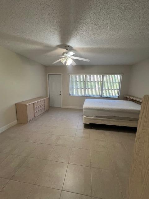 Building Photo - 14404 Canalview Dr