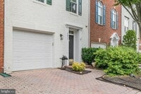 Building Photo - 5011 Waple Ln