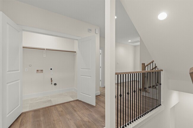 Building Photo - 1807 Palmetto Landing Dr