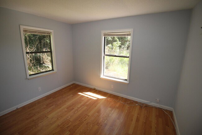 Building Photo - 11681 41st Ct N