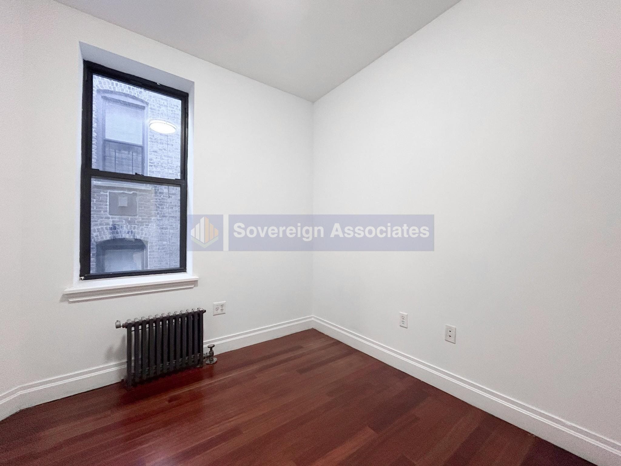 Building Photo - 607 W 137th St