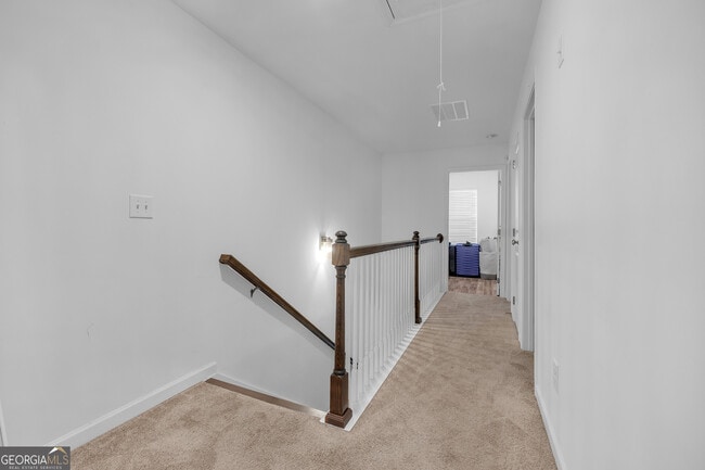 Building Photo - 909 Ambient Way