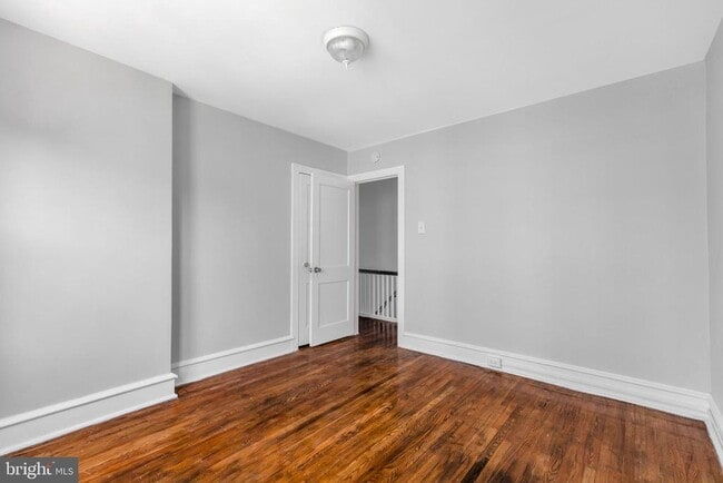 Building Photo - 4056 Ellendale Rd