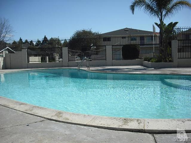 Building Photo - 2571 Sextant Ave