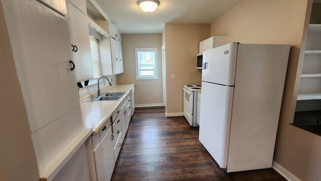 Building Photo - Vattier 1215