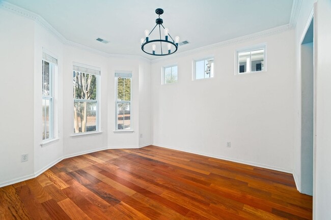 Building Photo - Serene Marsh Retreat in Mount Pleasant